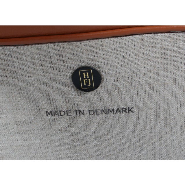 Tan Danish Pelikan Lounge Chair with Oak Legs by Finn Juhl, 1940s For Sale - Image 8 of 10