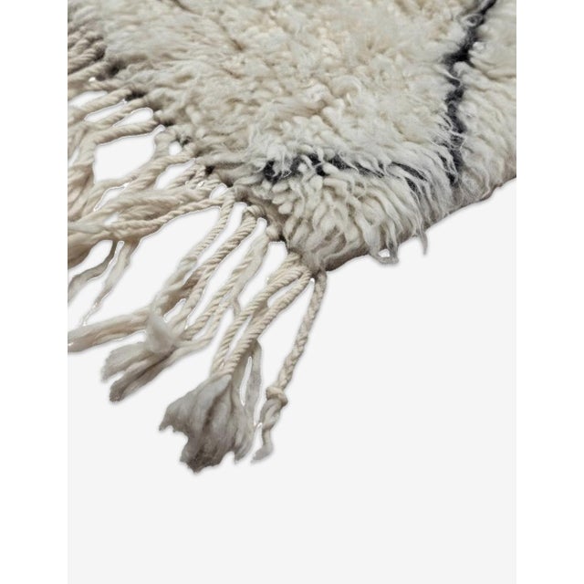 Mid-Century Modern Moroccan Small Marmoucha Rug - 3.6 X 2.4 Ft For Sale - Image 3 of 6