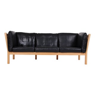Model AH303 Sofa with Black Leather by Andreas Hansen for Brødere Andersen, 1980s For Sale