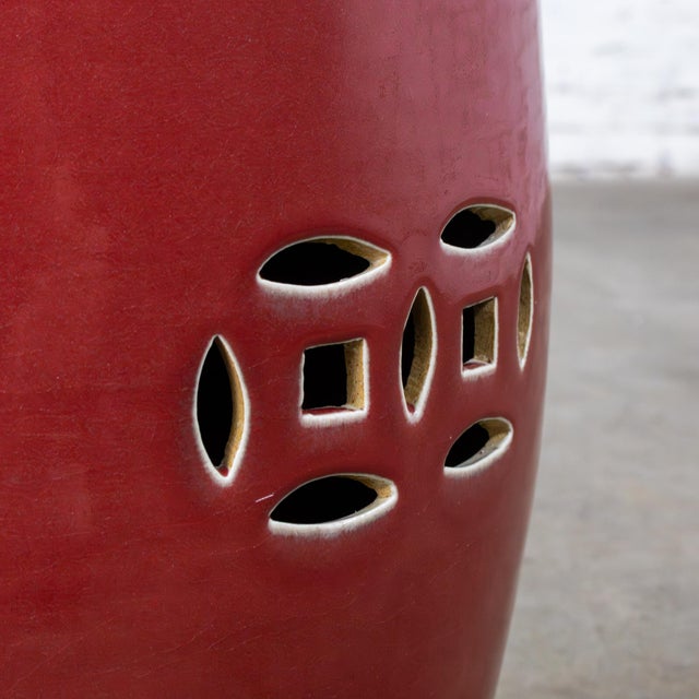 Late 20th Century Traditional Asian Garden Stool or Plant Stand From Gumps Oxblood Glazed Ceramic For Sale - Image 15 of 18