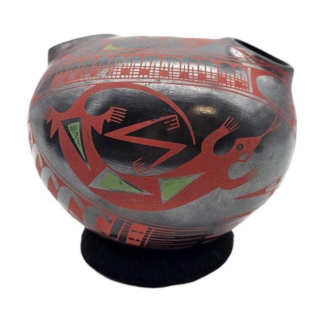Signed Cesar Bugarini Mata Ortiz Double Opening Burnished Pottery Vessel 7" For Sale - Image 11 of 15