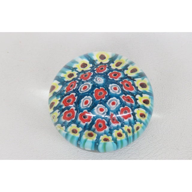 Abstract Small Round Art Glass Paper Weight Italian Murano Style Millefiori Flowers 5131b For Sale - Image 3 of 10