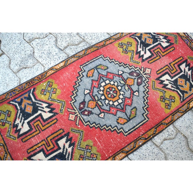 1960s Vintage Oushak Rug For Sale - Image 4 of 6