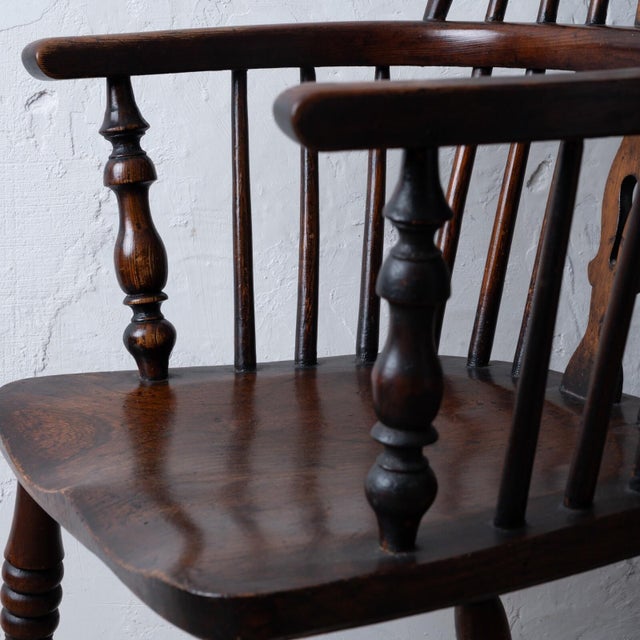 19th Century English Windsor Chair With Crinoline Stretcher, 19th Century For Sale - Image 5 of 9