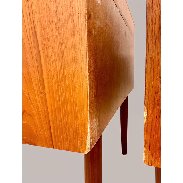 Mid-Century Modern Danish Bedside Tables in Teak, 1960s, Set of 2 For Sale - Image 12 of 18