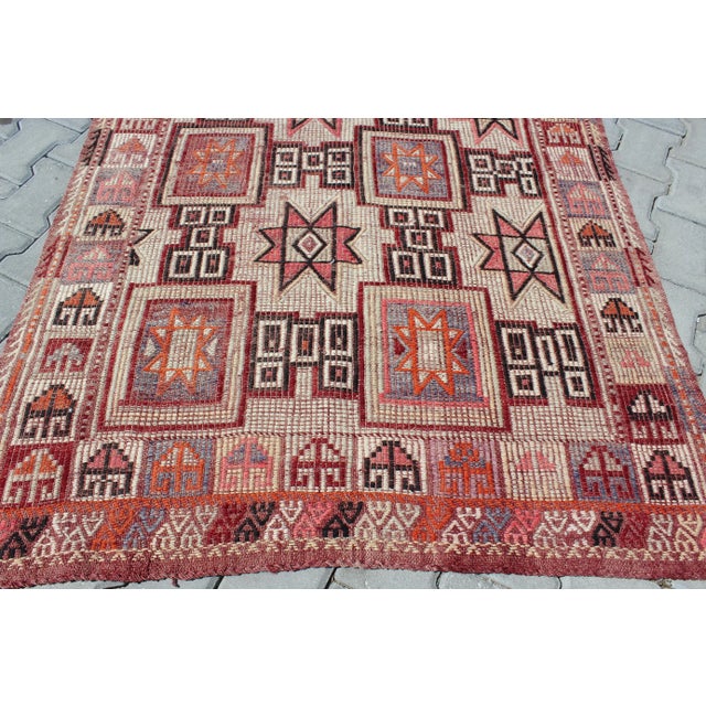 1960s Vintage Turkish Antolian Oriental Nomads Kilim Rug - 48.5"x83.5" For Sale - Image 5 of 13