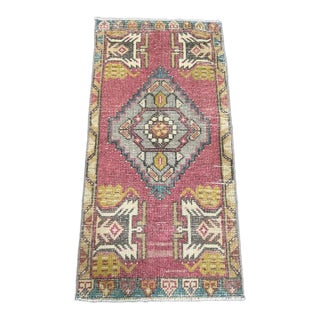 Turkish Yastik Rug 1'8" x 3'4" For Sale