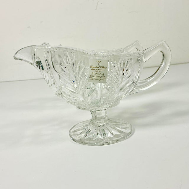 1980s Vintage Hollywood Regency Chippendale Slovakia Cut Crystal Gravy Boats - A Pair. For Sale - Image 6 of 17