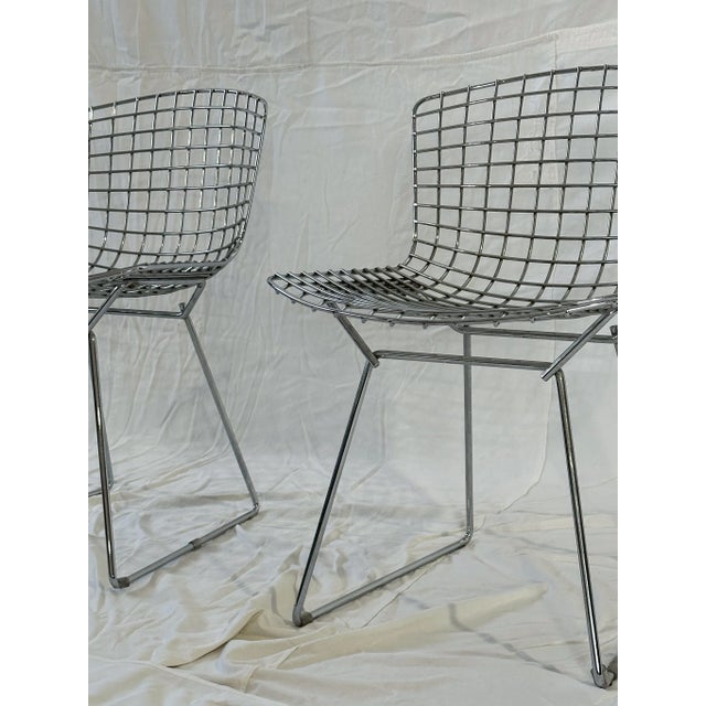 Silver Set of Chairs Mod. 420 by Harry Bertoia for Knoll, 1970s For Sale - Image 8 of 10
