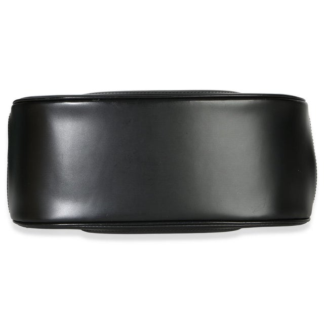 Black Epi Leather Montaigne Shoulder Bag For Sale In New York - Image 6 of 8