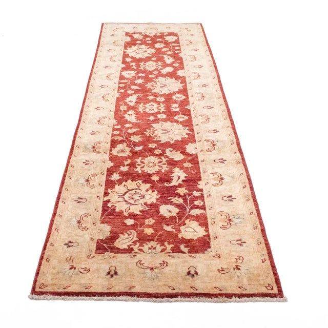 Middle Eastern Rug in Wool For Sale - Image 10 of 10