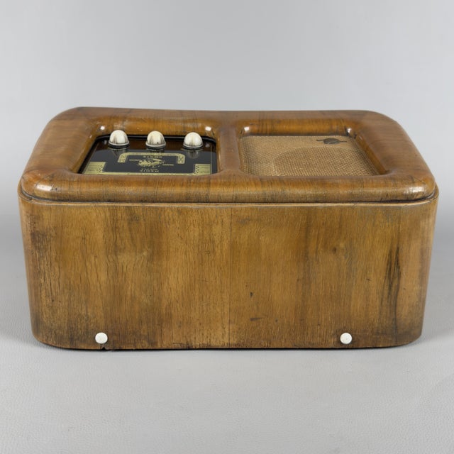 Vintage Wooden Radio, 1940 For Sale - Image 6 of 13