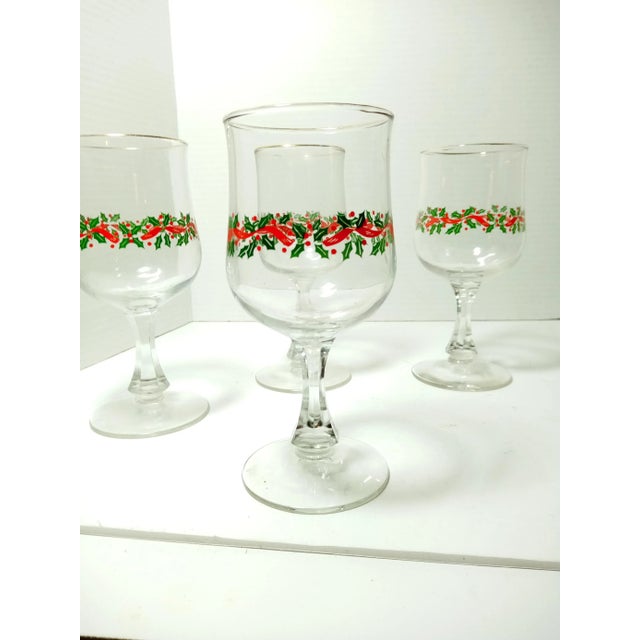 Libbey Glass Co. Vintage Christmas Holly & Berry Goblets- Set of 8 For Sale - Image 4 of 6