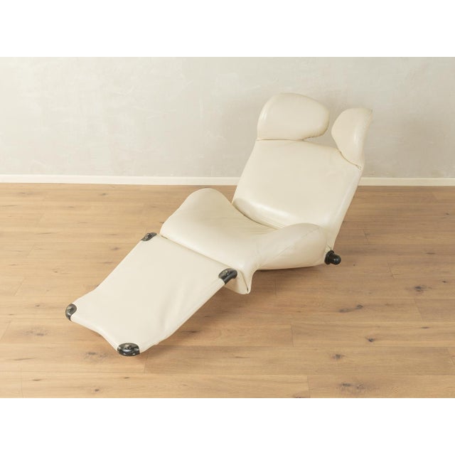 Cassina Vintage Wink Armchair by Toshiyuki Kita for Cassina, 1980s For Sale - Image 4 of 14