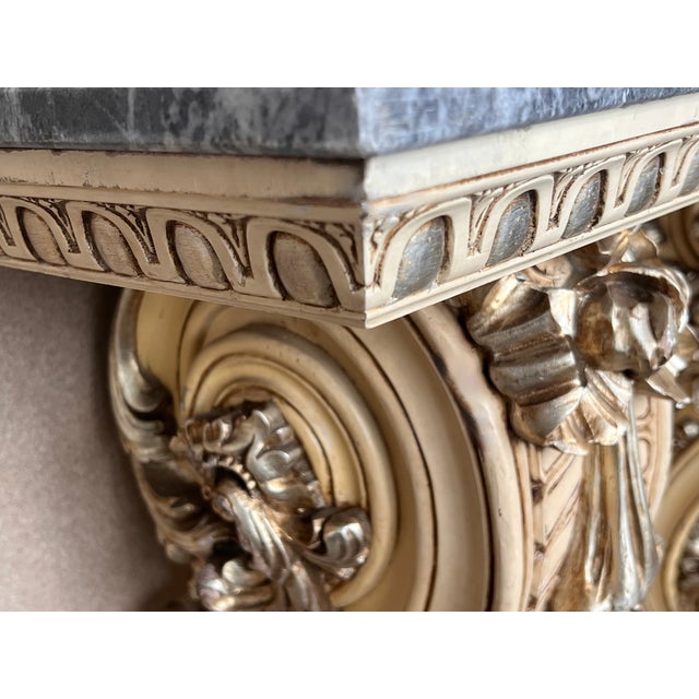 Almond Hollywood Regency Style Palm Leaf Console Lacquered in Almond Latte C. 1980 For Sale - Image 8 of 12