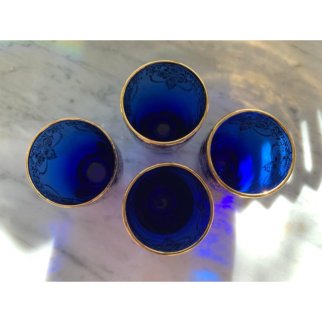 Vintage Italian Vecchia Murano Cobalt Blown Liqueur Glasses 22k Gold Set of 4 For Sale In Palm Springs - Image 6 of 8