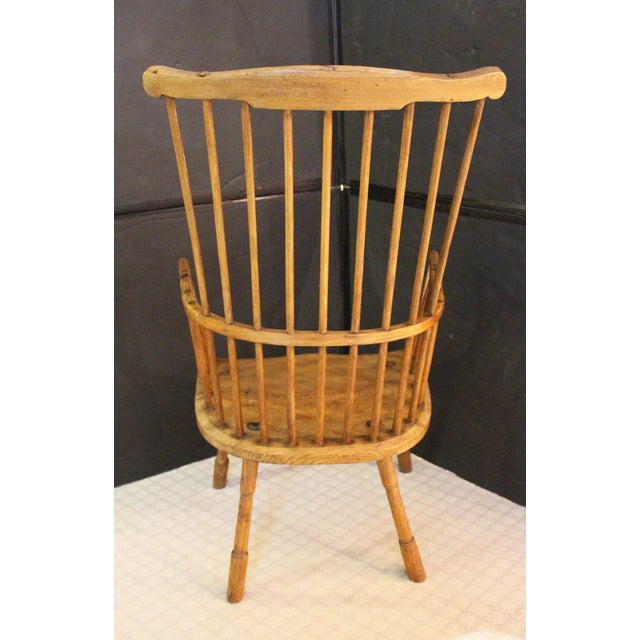 Mid 18th Century Circa 1760-1780 English West Country Comb Back Windsor Arm Chair For Sale - Image 5 of 10