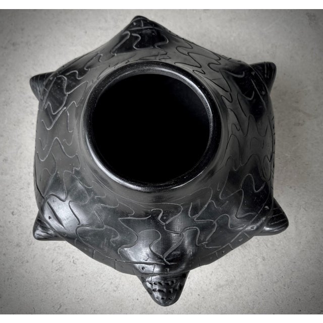 Excellent Pre-Owned Condition. Note: Pedestal is not included. In the Mexican state of Oaxaca, there are over 70 different...