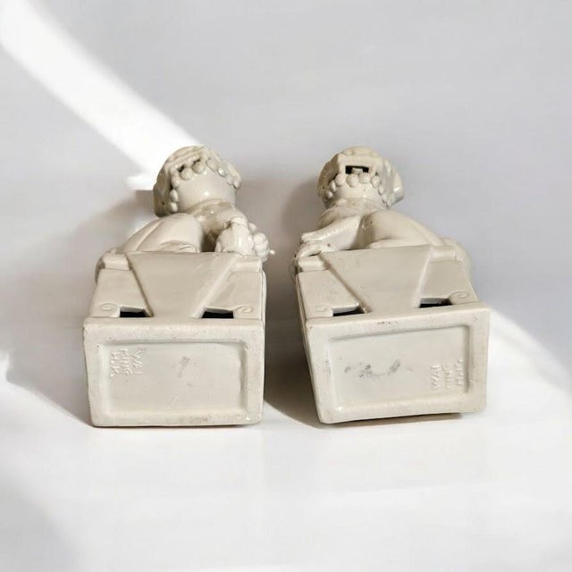 1960's White Ceramic Wai Ming Foo Dogs For Sale In Raleigh - Image 6 of 8