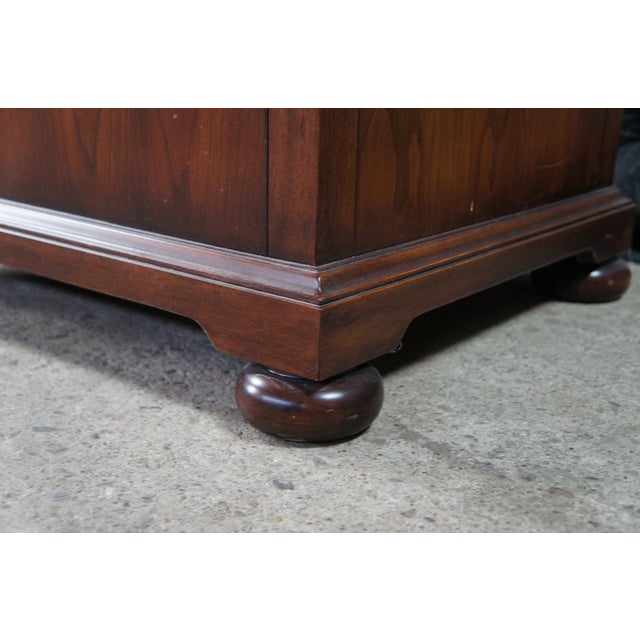Brown Vintage Hekman Georgian Style Cherry Two Drawer Locking File Cabinet Side Table For Sale - Image 8 of 14