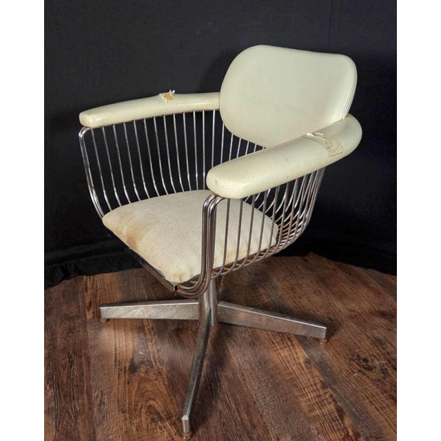 I’m selling a vintage designer MCM or Mid Century Modern easy chair, stamped Warren Platner underneath as show. It has an...