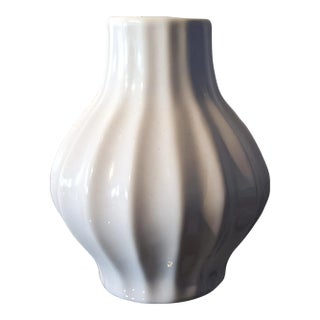 Royal Haeger White Ribbed Ceramic Vase For Sale