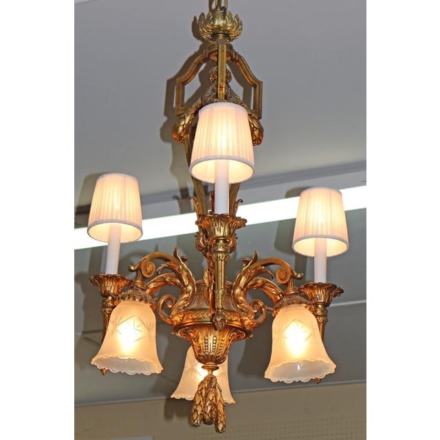 1950s Louis XV French Style Gilt Bronze 6 Light Chandelier For Sale - Image 9 of 15