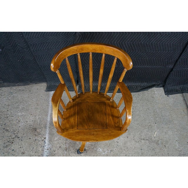 Mid 20th Century Mid Century Oak Bentwood Windsor Barrel Back Swivel Bankers Office Desk Chair For Sale - Image 5 of 18