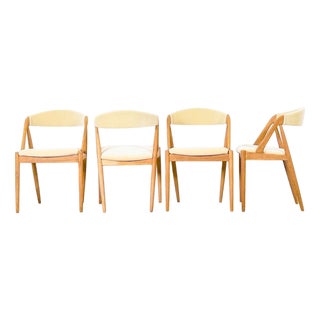 Oak Model 31 Dining Chairs, Denmark, 1960s, Set of 4 For Sale