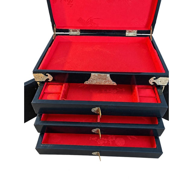 1970s Vintage Chinese Black Lacquer Jewelry Chest For Sale - Image 5 of 10