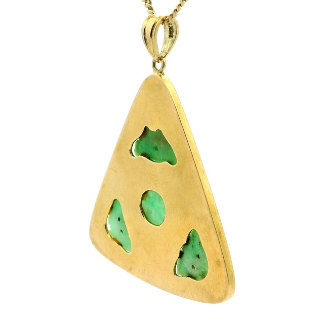 1950s Signed Larry 14k Gold Carved Jade Mid-Century Modern Pendant For Sale - Image 4 of 8