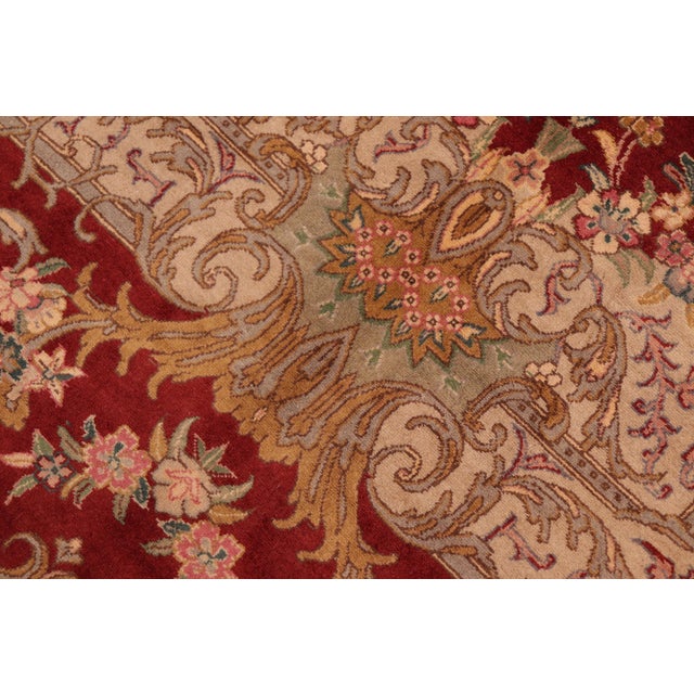 Shabby Chic Medallion 1990's Pak-Persian Rust/Taupe Wool Rug - 6'2'' X 9'7'' For Sale - Image 4 of 9