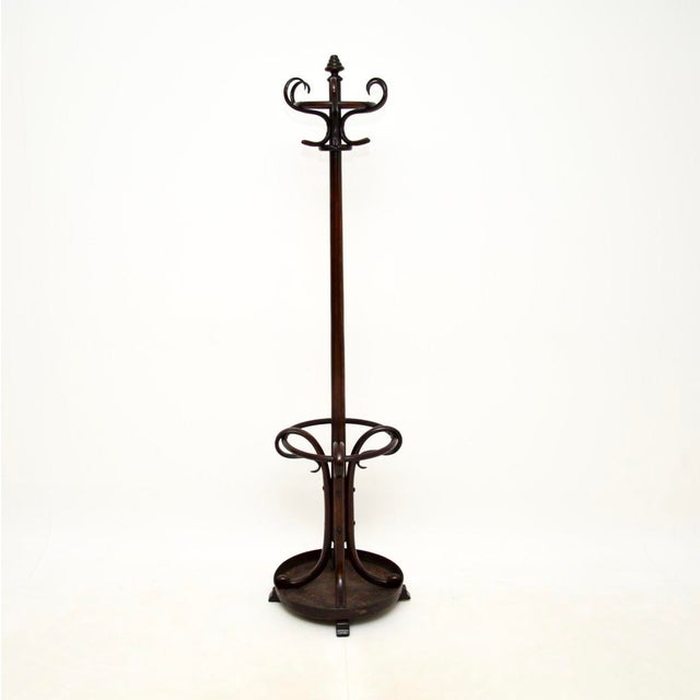 A wonderful original antique bentwood hatstand / coat rack. This was made in central Europe in Austria, it dates from...