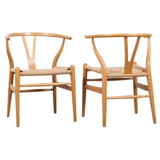 Set of Mid-Century Wishbone Chairs by Hans Wegner for Carl Hansen & Søn For Sale