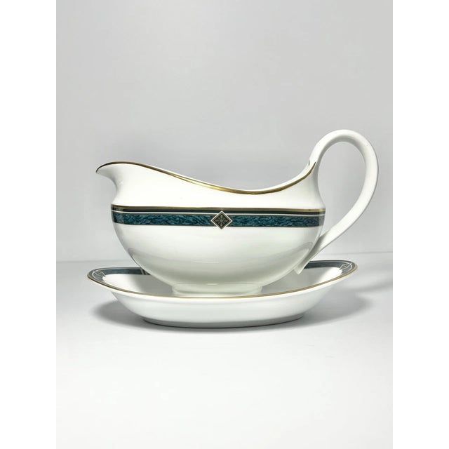 Wedgwood 1990s Wedgwood “Kenyon” 3-Piece Porcelain Dinnerware Serving Hostess Set For Sale - Image 4 of 9