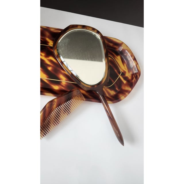 Art Deco Pyralin “La Belle” Tortoiseshell Vanity Dressing Set, Circa 1930s, Usa For Sale - Image 9 of 17
