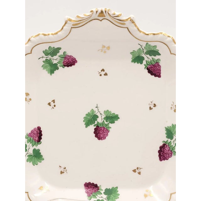 Early 19th Century Circa 1830 English Porcelain Gilt Dessert Serving Pedestals, a Pair For Sale - Image 5 of 9