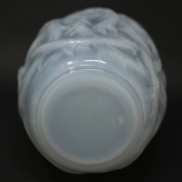 Cream Rene Lalique Opalescent Glass 'Ronces' Vase For Sale - Image 8 of 12