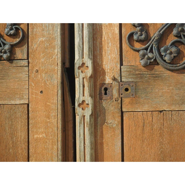 Pair of Double Sided 19th Century French Oak and Iron Cathedral Doors For Sale - Image 14 of 18
