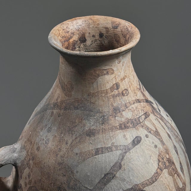 Vintage Monumental Abstract Expressionist Tonaltepec Amphora Style Handled Clay Vessel W/Custom Stand For Sale - Image 11 of 11
