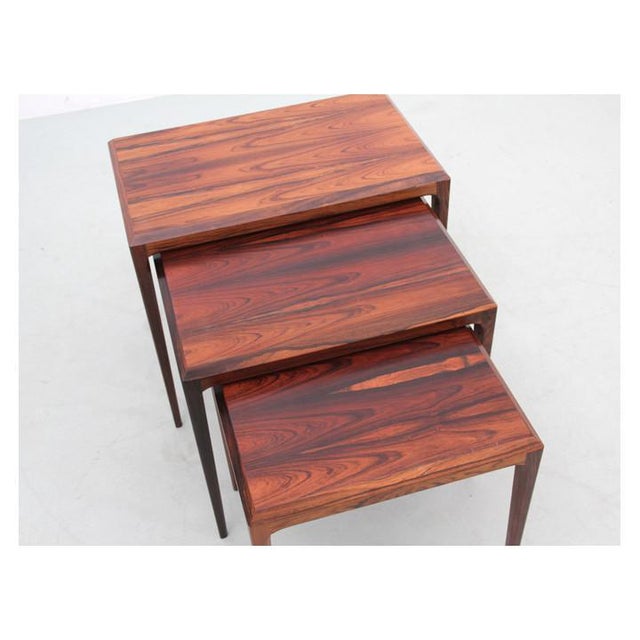 Mid-Century Scandinavian Modern Nesting Tables in Rosewood attributed to Johannes Andersen, 1960s, Set of 3 For Sale - Image 9 of 10