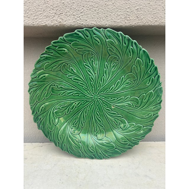Rustic English Green Majolica Leaves Plate Circa 1880 For Sale - Image 3 of 4