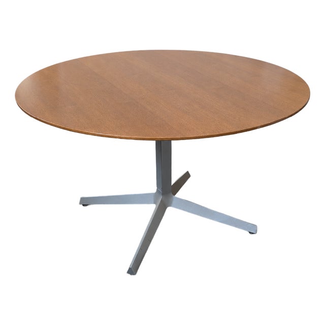 Knoll Dividends Round Table — 48" Walnut Veneer, X-Base — Refurbished Top For Sale