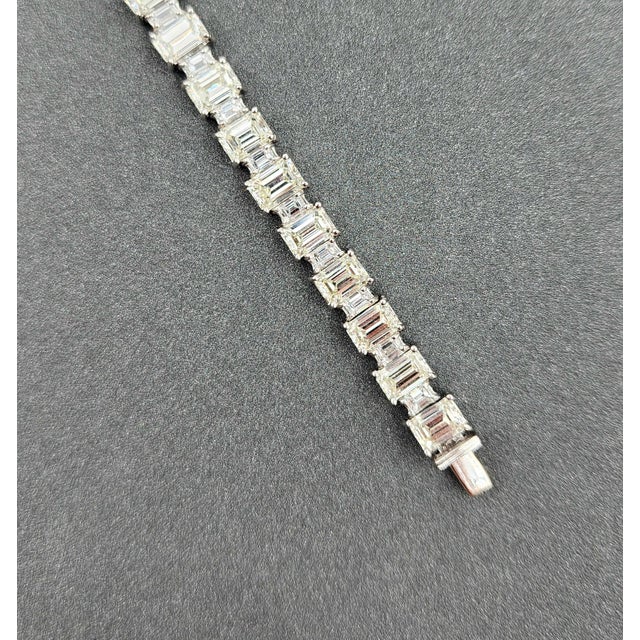 Early 21st Century 17.55 Ct Emerald Cut & Baguette Bracelet For Sale - Image 5 of 8
