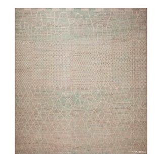 Nazmiyal Collection Contemporary Seafoam Abrash Area Rug 14 Ft 2 in X 15 Ft For Sale