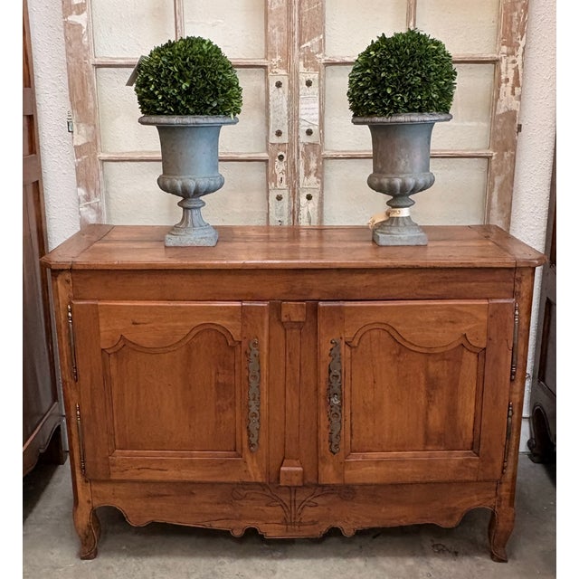 19th Century French Cherry Buffet For Sale - Image 12 of 12
