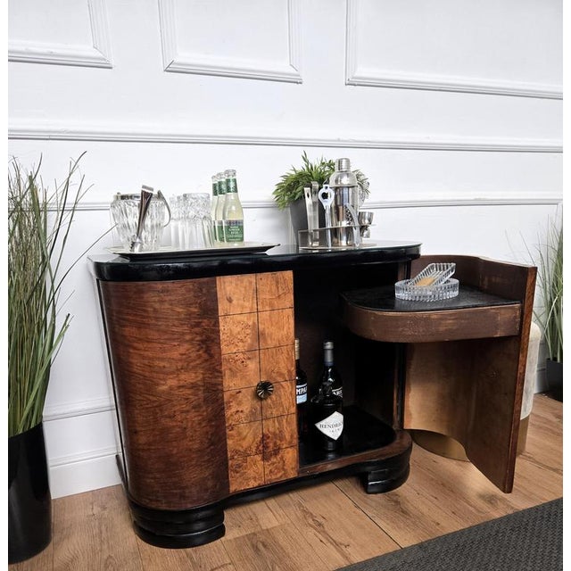 Mid-Century Art Deco Italian Burl Walnut Mosaic Dry Bar Cabinet with Mirror, 1960s For Sale - Image 6 of 12