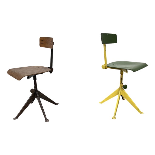 Quadripod Workshop Chairs, 1950s, Set of 2 For Sale