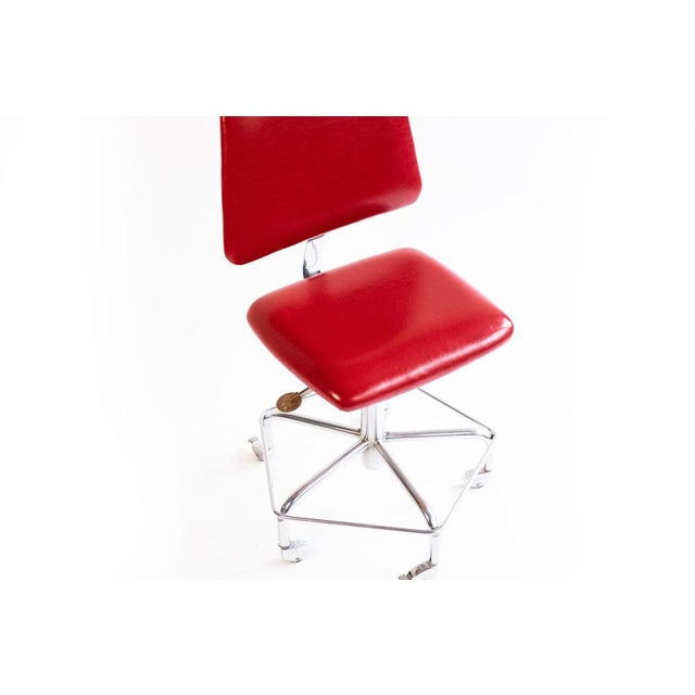 Mid-Century Modern Vintage 20th Century Industrial Swivel Chair, 1960s For Sale - Image 3 of 6