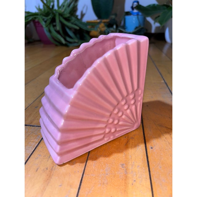 1950s Vintage MCM Pink Ceramic Fan Vase Planter For Sale - Image 5 of 14
